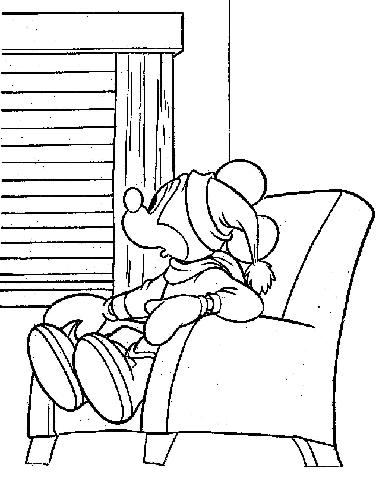 Mickey Mouse Sedí na židli omalovánka